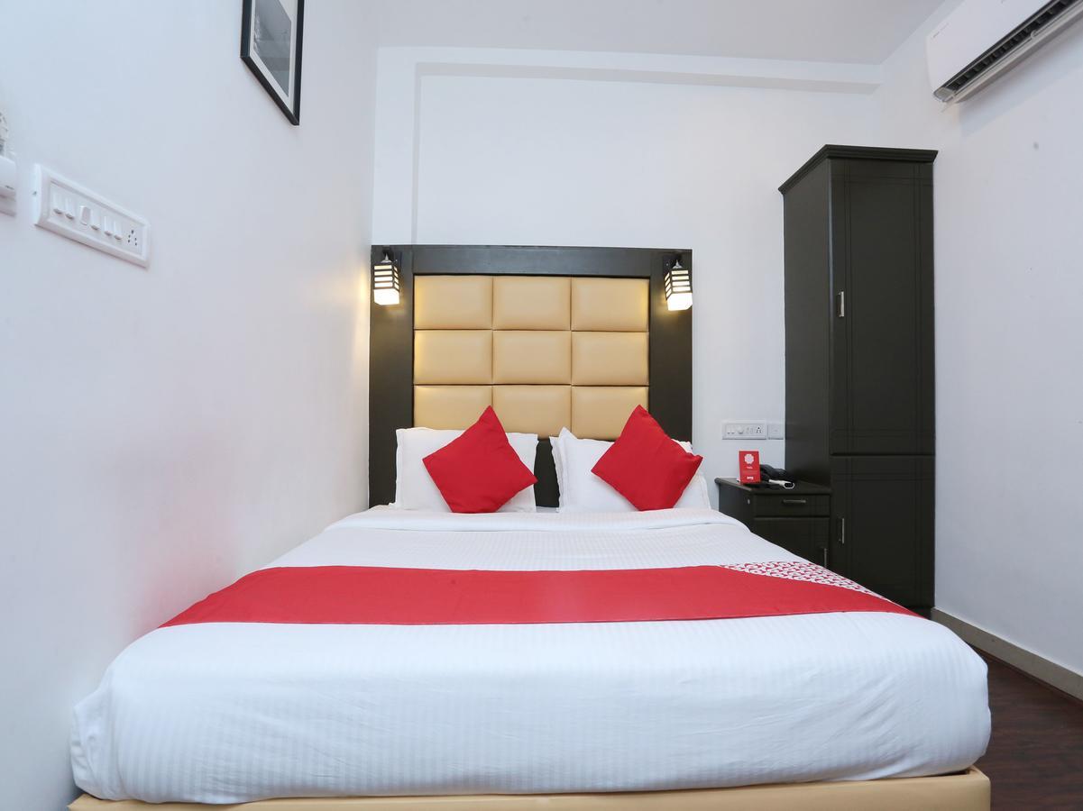Hotel Qube Коччи Экстерьер фото