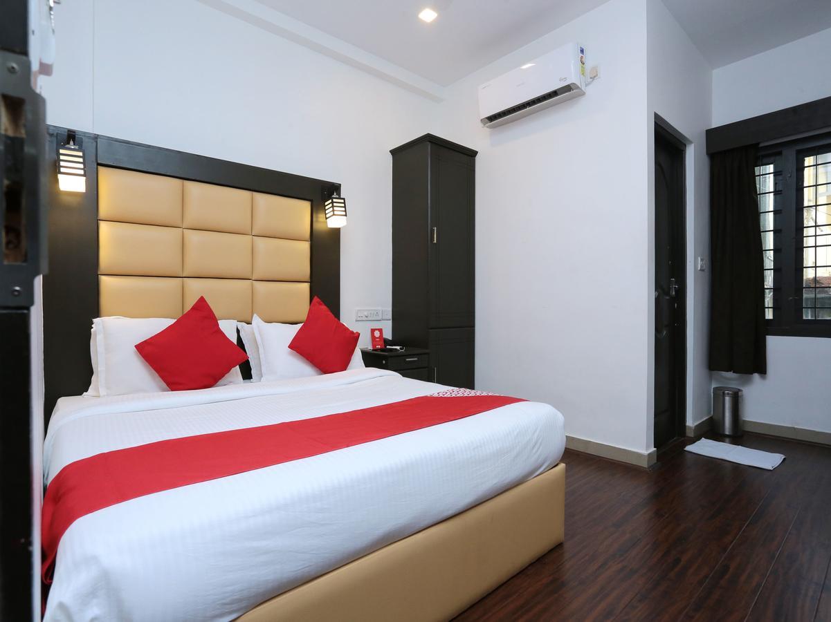 Hotel Qube Коччи Экстерьер фото
